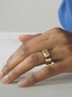 Gold Oura Ring 4, Size 7, Brand New!